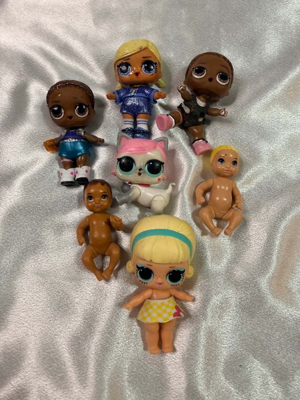 LOL Surprise Doll Lot 7 Mini Dolls Figures Cat Baby Mixed Toy Bundle